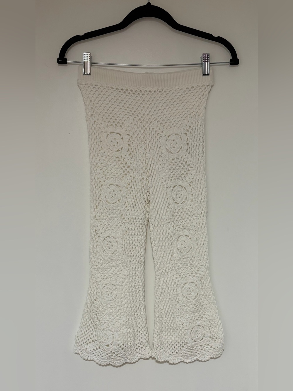 Cult Gaia Girl’s Jessi Off White Crochet Flare Pants Size 6 NWT